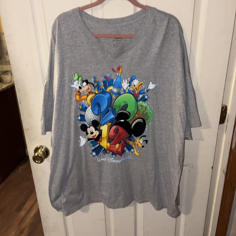 Walt Disney World 2012 Mickey Mouse Graphic T-Shirt Mens 4XL Gray Hanes Vintage